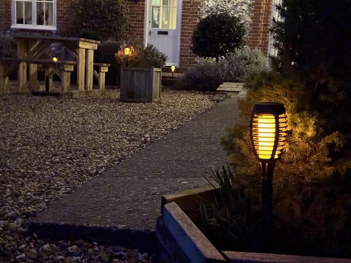 Stonehenge Cottages Σαλισμπέρι Εξωτερικό φωτογραφία